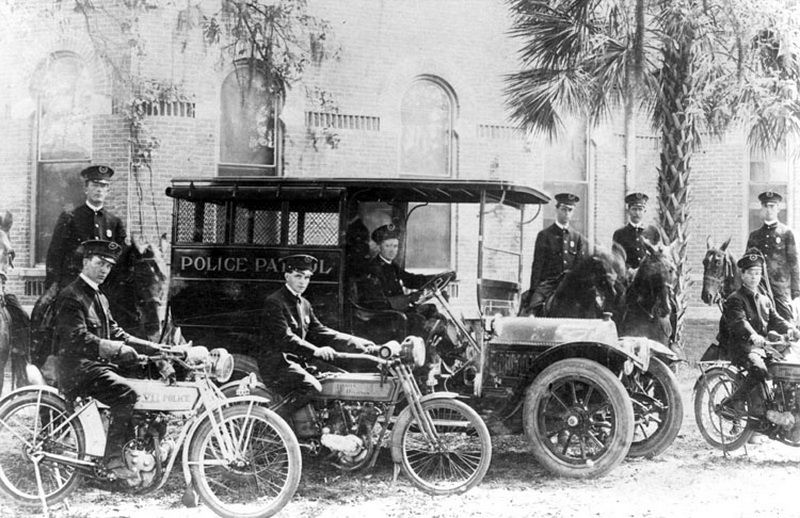 Полицейские в начале 20-ого столетия