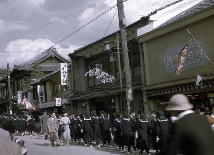 Япония в 50-ых