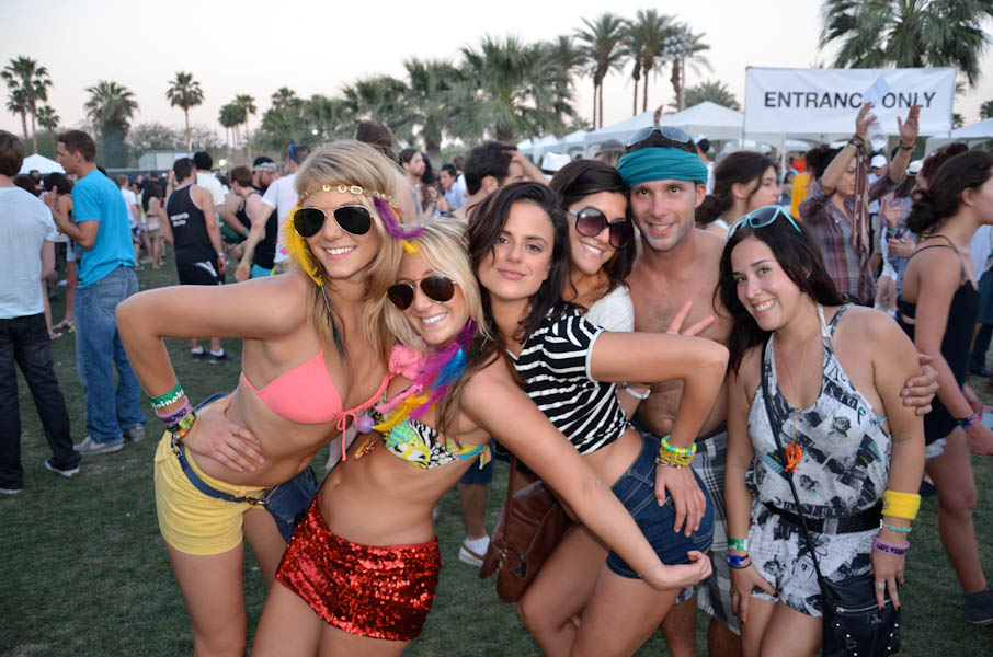 Девушки с Coachella 2012.