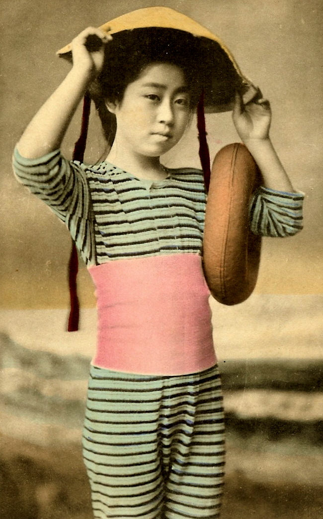 Винтажные Цветные фотографии японских девушек в купальниках