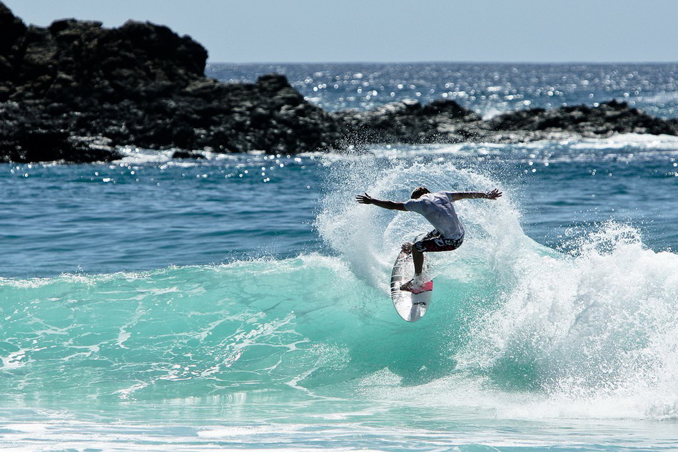 Серфинг в фотографиях Alex Frings