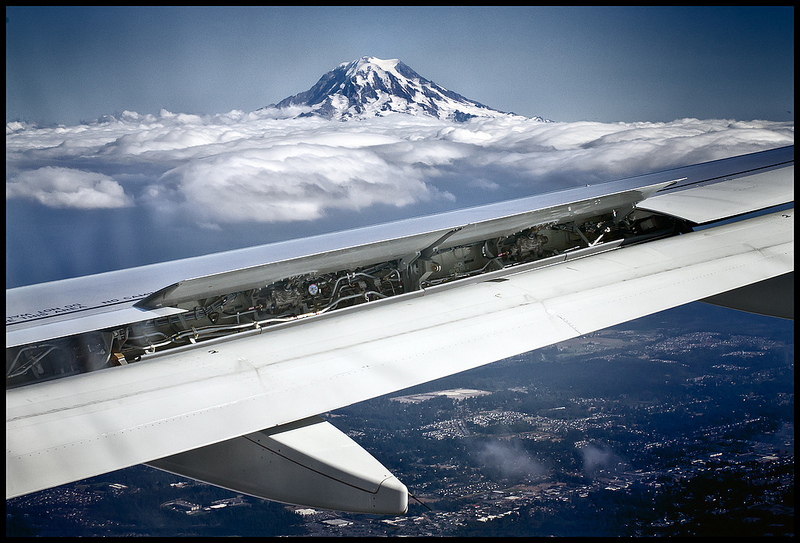 снимков из иллюминатора самолета