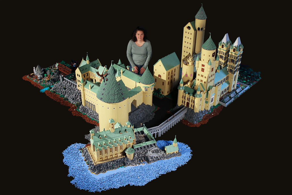Школа Хогвартса из LEGO