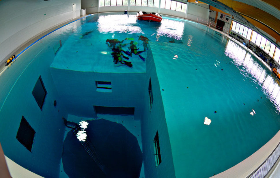 Nemo 33 - Самый глубокий бассейн в мире