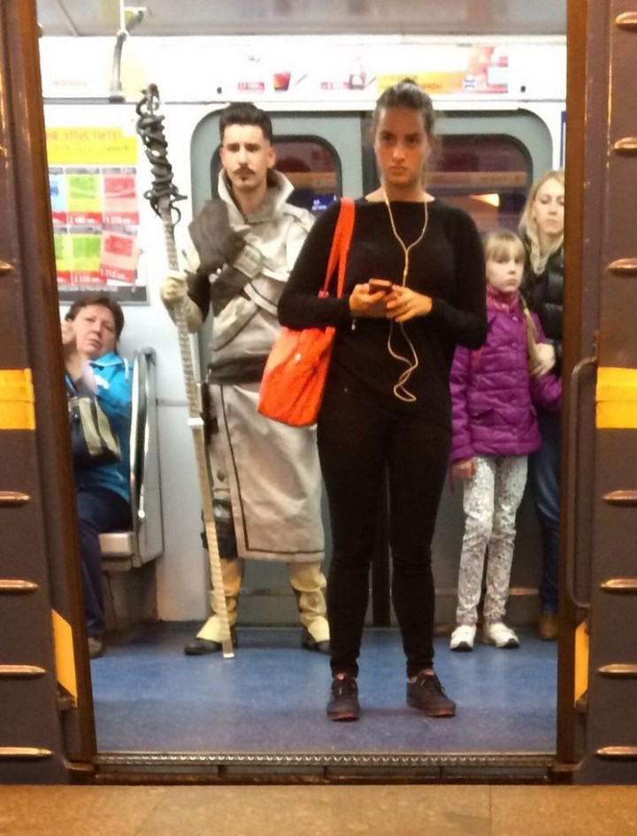Модники в российском метро