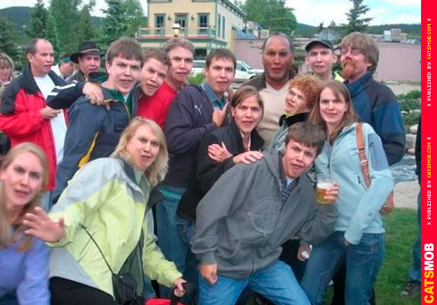 Веселые Фотобомбы с Face Swapping Веселые Фотобомбы с Face Swapping
