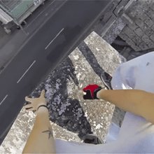 �����